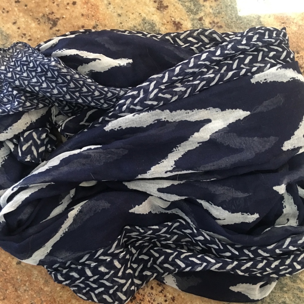 Navy and white scarf